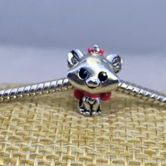 Disney Aristocats Marie kitten .925 charm - Picture 3 of 5